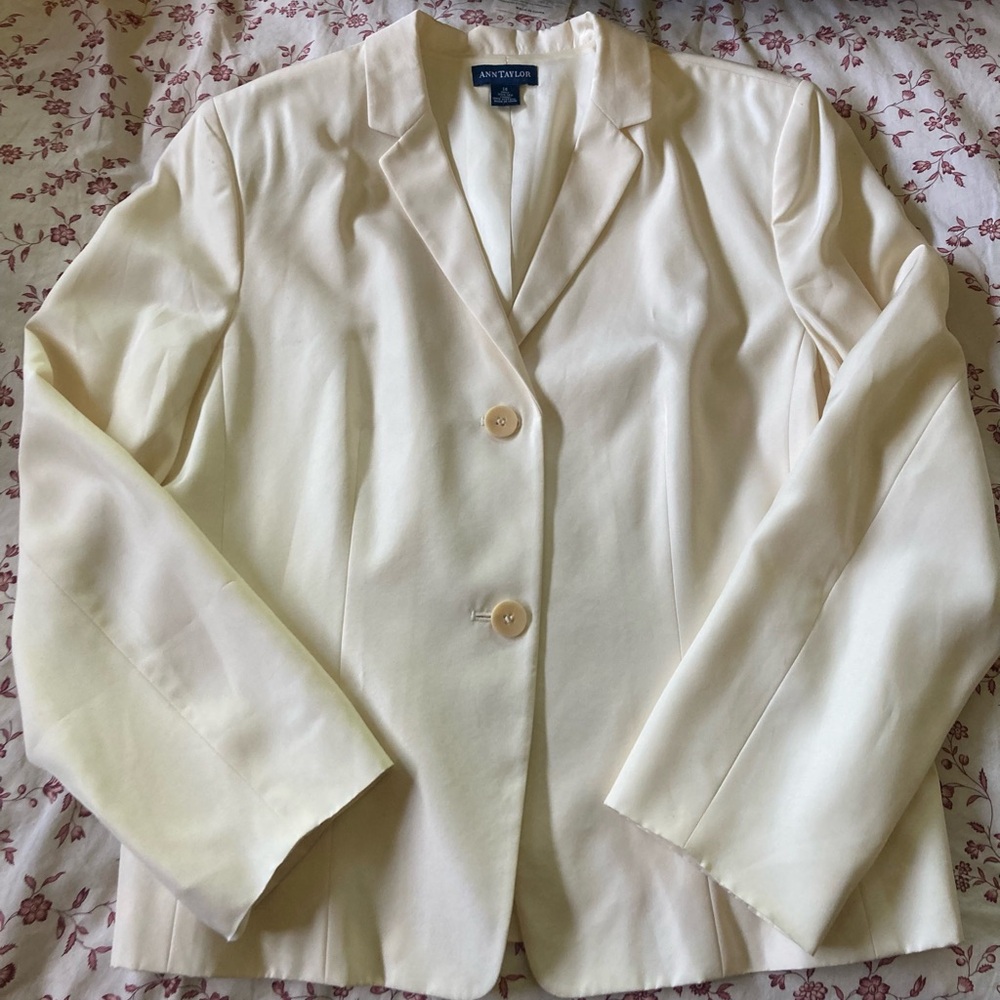 Ann Taylor Cream Blazer Tailored Suit Jacket